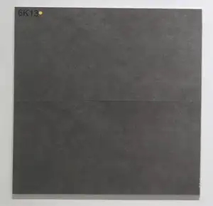 Piastrelle per pavimento antiscivolo in porcellana opaca moderna 300x600mm 12x24 "grigio scuro piastrelle per esterni