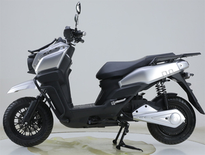 La <span class=keywords><strong>moto</strong></span> électrique à moteur haute puissance <span class=keywords><strong>1200W</strong></span> <span class=keywords><strong>Moto</strong></span> électrique à grande vitesse 45 km/h Vitesse 12 pouces - Product Image 2