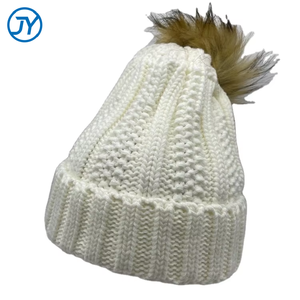 Cappello Invernale Promozionale da Donna, Berretto Lavorato a Maglia Bianco con Pompon, Berretto Billie Eilish - Product Image 1