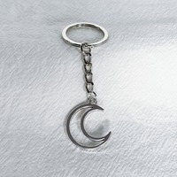 Porte-clés Lune Croissante Ajourée Noble, Thème Céleste Minimaliste, Breloque de Sac Lune Creuse, Cadeau Tendance Quotidien