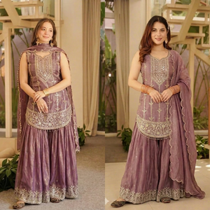 Ensemble moderne TOP SHARARA DUPATTA en soie lourde ornée de broderies de sequins de 5 mm pour FÊTE, MARIAGE, PLAGE, DÉGAGEMENT, DIWALI - Product Image 3