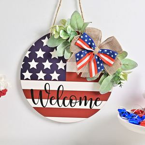 Nouvel Arrivage Transfrontalier – Décoration de Porte en Résine de Qualité Supérieure Personnalisée avec Nœud Rouge, Bleu, Blanc et Herbe Verte pour un Accueil Chaleureux - Product Image 1