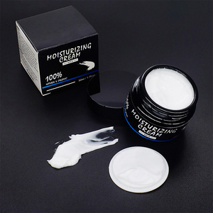 Crème pour le visage pour <span class=keywords><strong>homme</strong></span> en marque propre - Hydratant apaisant après-rasage avec effet lissant et liftant pour une peau d'apparence plus saine - Product Image 1