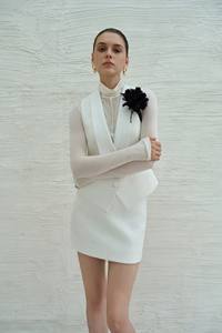 Nouveaux hauts élégants pour femmes Vietnam ODM NOVA KNIT TOP ELEGANT Hauts à manches longues de haute couture Blouses en laine Col halter Hauts pour femmes - Product Image 6