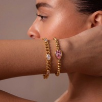 Ensemble de bracelets empilables en acier inoxydable étanche plaqué or 18 carats avec cristaux CZ en forme de cœur, goutte d'eau et carré pour femmes - Vente en gros
