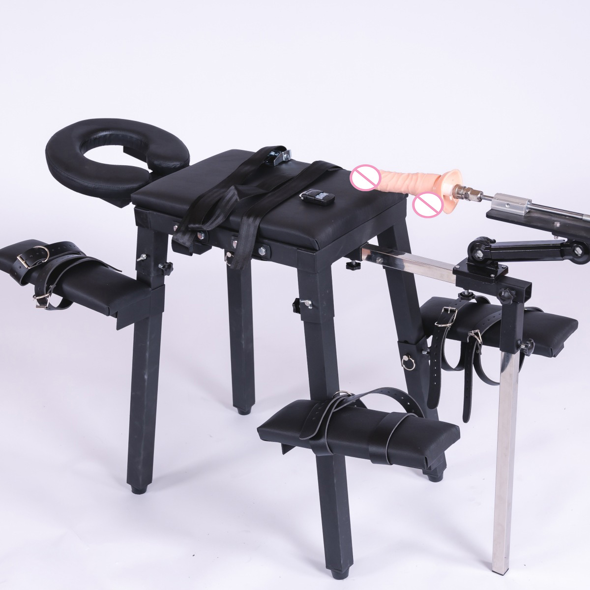 Chaise noire + Machine sexuelle télécommandée silencieuse