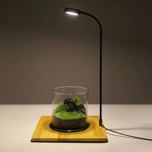 2025 nouveauté lumières d'<span class=keywords><strong>aquarium</strong></span> LED à spectre complet pour la lumière d'<span class=keywords><strong>aquarium</strong></span> d'<span class=keywords><strong>algues</strong></span> de récif de corail de poisson - Product Image 1