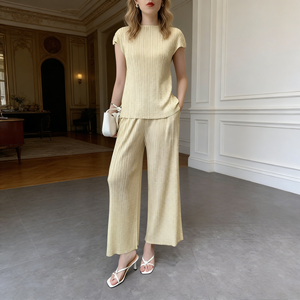 Ensemble Blazer Plissé Cheville Miyake Été 2026 <span class=keywords><strong>Femme</strong></span> – Haut Ample et <span class=keywords><strong>Pantalon</strong></span> Couleur Unie Élégant – Tenue Décontractée Deux Pièces Haut de Gamme de Créateur - Product Image 4