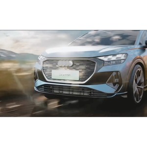 Pour Audi <span class=keywords><strong>Q4</strong></span> <span class=keywords><strong>E</strong></span>-<span class=keywords><strong>tron</strong></span> SUV électrique compact haut de gamme avec une autonomie de 520 km pour <span class=keywords><strong>quattro</strong></span> et Virtual Cockpit - Product Image 2