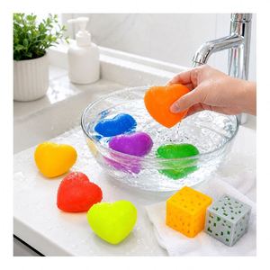 Juguete Sensorial Antiestrés de Corazón Luminoso en la Oscuridad, Cubo de Purpurina, Bola Blanda, Set al por Mayor para Exportación - Product Image 6