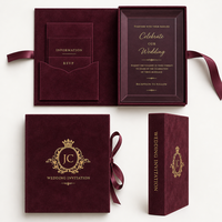 Boîtes d'invitation de mariage en velours avec monogramme et croquis de villa en feuille d'or personnalisée, carte RSVP, invitations de mariage élégantes et luxueuses