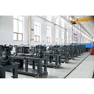 Macchina per lo stampaggio ad iniezione di materie plastiche con preforma da 65 tonnellate nuova condizione per impianti di produzione per scarpe che fanno il tacco - Product Image 5