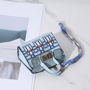 Casa <span class=keywords><strong>Mini</strong></span> borsa ciondolo casa piccola moda nuova moda impermeabile copertura in materiale di chiusura bocca rossa busta auricolare auto portachiavi - Product Image 6
