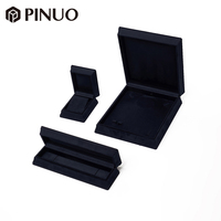 Boîte à bijoux magnétique personnalisée PINUO en velours noir, ensemble de trois pièces pour collier, bague, bracelet, avec plateau et étui de rangement