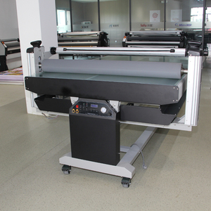 Laminateur à plat semi-automatique pneumatique intelligent LF1325-B4 1300x2500mm pour films, papiers, autocollants, panneaux de signalisation, bois/verre - Product Image 4