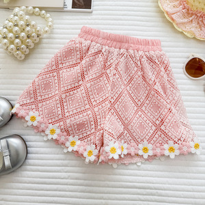 ชุดเสื้อผ้าเด็กผู้หญิงสองชิ้น ผ้าลูกไม้ปักลายดอกไม้ สำหรับฤดูร้อน น่ารัก หวาน ชุดเสื้อและกางเกงขาสั้น - Product Image 3