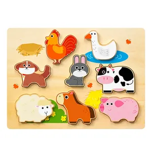 Hot selling products Good Quality Wooden Gripping puzzle Grandma Leni's animals Puzzle Toy