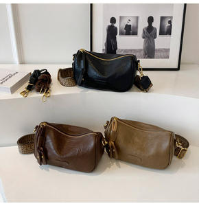 2025 nuevo bolso pequeño popular para mujer, bolso de mensajero de hombro de banda ancha versátil a la moda, bolso de cabeza Retro - Product Image 2