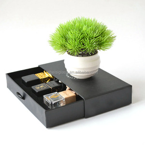 Bán buôn treo xe hương thơm khuếch tán 8ml 10ml làm mát không khí chai nước hoa với hộp đóng gói - Product Image 6