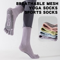 Chaussettes de yoga professionnelles personnalisées en coton tricoté antidérapantes à demi-doigts et à orteils séparés, pour trampoline, Pilates et sport, avec design à revers.