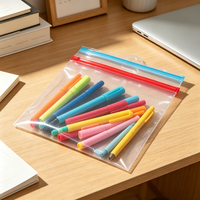 Sac de rangement réutilisable en PVC transparent durable avec fermeture éclair coulissante, idéal pour vêtements, papeterie et emballages, avec trou de suspension