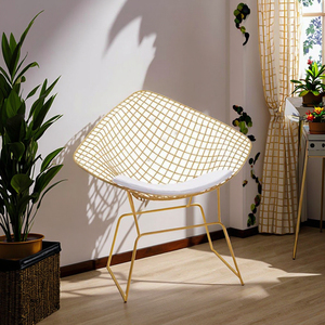 <span class=keywords><strong>Chaise</strong></span> de salle à manger élégante en fil métallique de style industriel avec coussin amovible, <span class=keywords><strong>chaise</strong></span> de patio extérieure élégante pour café - Product Image 4