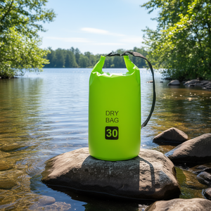 Borsa Impermeabile da 7,9 Galloni per Uso Esterno con Tracolla Staccabile - Product Image 2