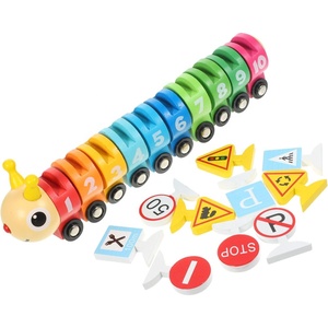 Set Trenino in Legno con Puzzle, Giocattolo Educativo Montessori per Bambini con Numeri, Colori e Segnali Stradali - Product Image 1