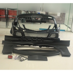 ชุดแต่งคาร์บอนไฟเบอร์สำหรับรถเบนซ์ E-Class W207 ปี 2009-2013 รุ่น WALD Style ประกอบด้วยลิ้นหน้า/หลัง สเกิร์ตข้าง และไฟตัดหมอก แบบ Bolt-On สภาพใหม่ - Product Image 1