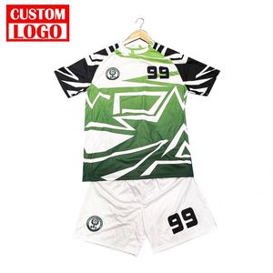 Maglia da <span class=keywords><strong>calcio</strong></span> rossa diretta in fabbrica con <span class=keywords><strong>pantaloncini</strong></span> neri per la formazione di squadra per abbigliamento sportivo - Product Image 2