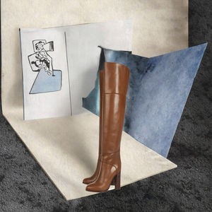 Botas de mujer de invierno de talla grande, de cuero genuino marrón, con malla, cierre de botón, tacón de 10 cm que aumenta la altura, por encima de la rodilla. - Product Image 2