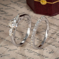 Bague de fiançailles en argent S925 avec trois pierres en moissanite, pierres latérales en forme de poire, bague de promesse de mariage