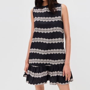 Abito Mini Casual da Donna Wisrise Fashion Personalizzato con Motivo Floreale <span class=keywords><strong>a</strong></span> <span class=keywords><strong>Righe</strong></span> Bianche e Nere, Senza Maniche e Orlo Arricciato - Product Image 4