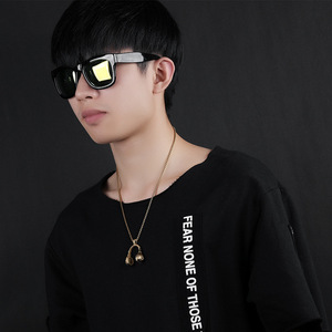 Presente de Noivado para Festa de Casamento 2026: Colar Criativo de Aço Inoxidável com Pingente de Fone de Ouvido DJ para Homens e Mulheres - Estilo Hiphop <span class=keywords><strong>Rock</strong></span> - Product Image 4