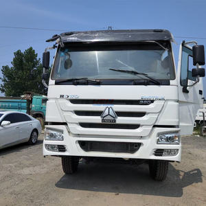 Camion benne basculante Howo 6x4 8x4 30t 40t d'occasion pour l'Afrique - Product Image 1