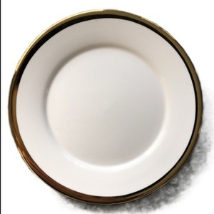Assiette plate en céramique Phnom Penh électroplaquée avec bord doré, forme ronde, motif incrusté d'or – Offre Spéciale - Product Image 2