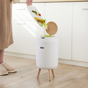 Cubo de basura de lujo con detección inteligente para el hogar, sala de estar, dormitorio, autosellado automático sin contacto, cubo de basura de reciclaje de cocina con tapa - Product Image 1