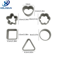 Lot de 6 emporte-pièces en plastique de forme géométrique en PP écologique comprenant une mini presse à biscuits manuelle à étoile carrée