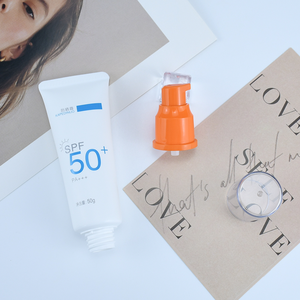 Tubo suave de 50ml personalizado más vendido con bomba de botella sin aire Tubo de protección <span class=keywords><strong>solar</strong></span> Embalaje para el cuidado de la piel - Product Image 5