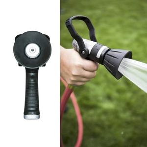 Pistolet pulvérisateur manuel pour tuyau d'arrosage de jardin avec contrôle de l'eau, pour le lavage de voitures et des animaux domestiques, pistolet de nettoyage pour lavage de voiture type lance de pompier - Product Image 5
