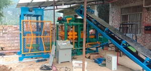 Máquina de fabricación de bloques de ladrillo, 546M - Product Image 6