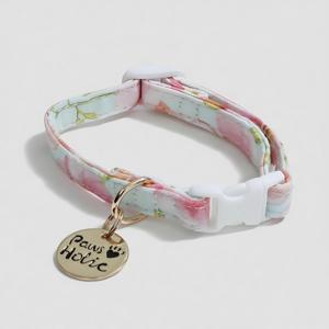 Collier pour chien en coton de luxe moderne taille XS avec lumières, imprimé élégant exclusif, doux, durable, motif tendance, mignon et personnalisé - Product Image 1