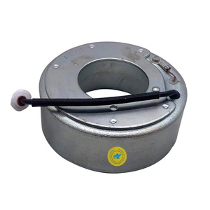 Embrayage de compresseur de climatisation EGY16145Z EG21-61-450 pour Mazda Turbo - Product Image 4