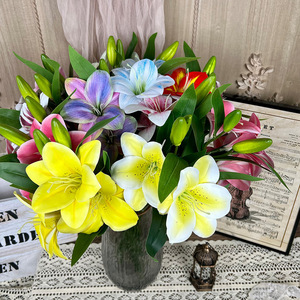 Flores Artificiales de Zambra, 3 Flores, 2 Capullos, de Seda, Impermeables, para Decoración de Bodas, Hogar y Hoteles - Product Image 1