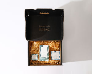 Cajas de Embalaje para Comercio Electrónico de Productos para el Cuidado de la Piel, Opción de Cartón Corrugado Tipo B y E, Caja de Envío con Cierre Automático y Caja Interior Rígida para Regalo, Fabricante - Product Image 1