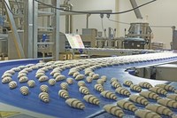 Machine à fabriquer du pain de Croissant SHINEHO, ligne de production entièrement automatique, de mélange et moule, anneau
