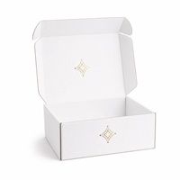 Boîte d'expédition en carton ondulé blanc avec estampage à chaud doré personnalisé, logo étoile minimaliste, emballage cadeau de luxe