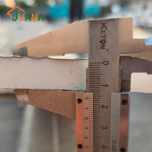 Panneau mural sandwich en PU gaufré, imperméable, ignifuge, pour bardage extérieur de villa, <span class=keywords><strong>maison</strong></span> préfabriquée, rénovation de bâtiments anciens - Product Image 5