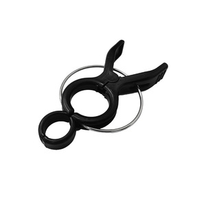 Clip rond en plastique pour plantes avec anneau métallique, support durable pour plantes grimpantes - Product Image 1