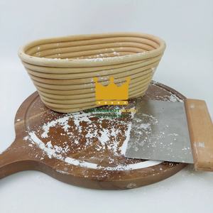 Cesta de fermentación de ratán hecha a mano para hornear pan de masa madre, Brotform ovalado redondo natural con forro de lino - Product Image 4